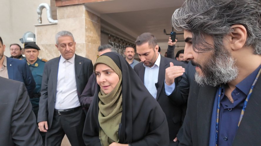حضور خانم فرزانه صادق وزیر راه و شهرسازی 